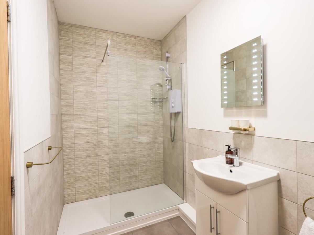 Aryelle House Villa Kendal Bagian luar foto